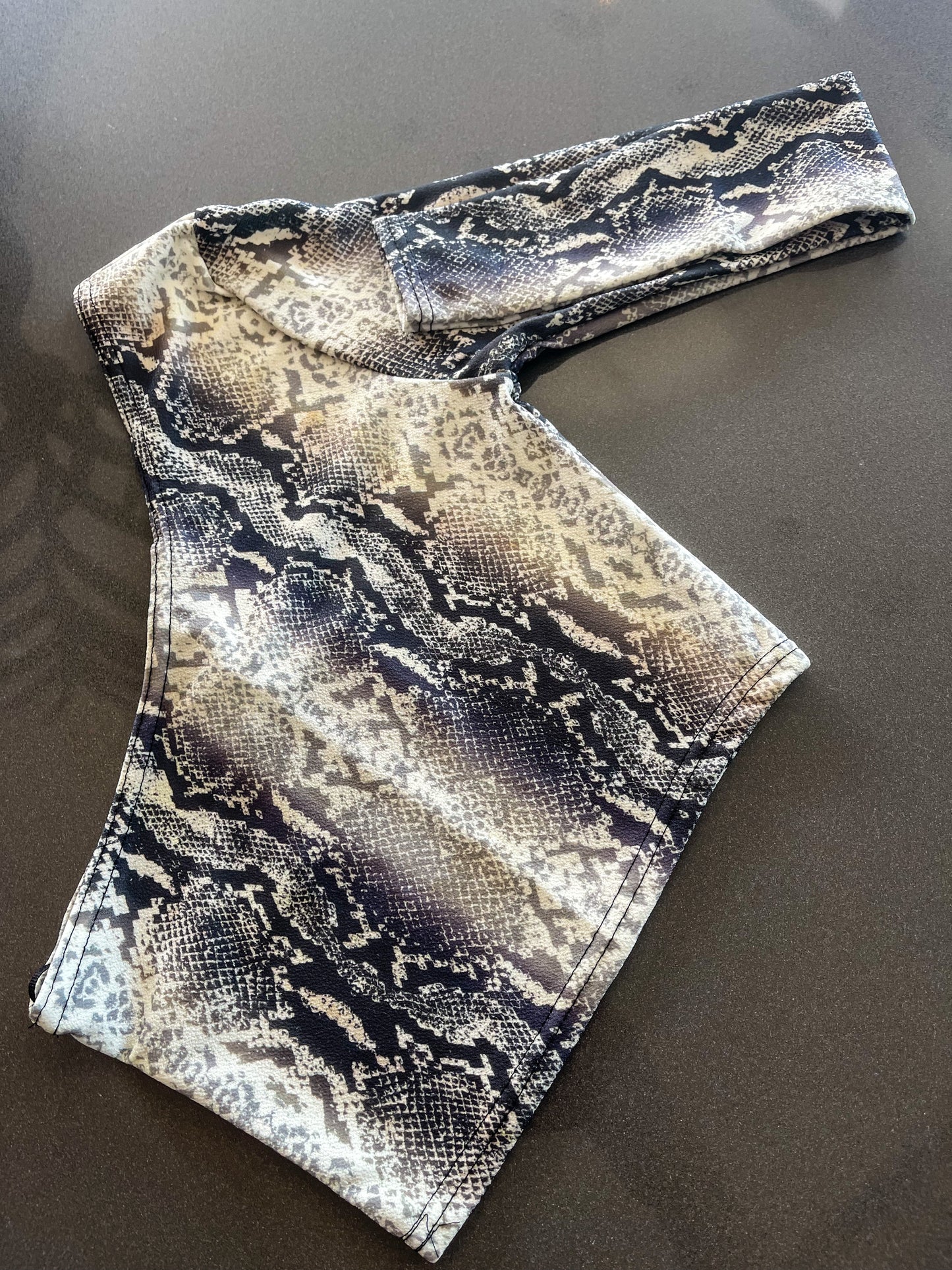 Snake Print One Shoulder Long Sleeve Crop Top